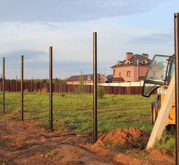 Винтовые сваи для забора в Буйнакске